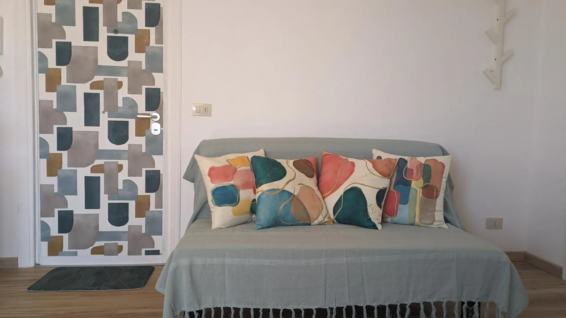 Apartament Casetta Sole, Superattico Con Terrazzo Vicino San Pietro, New Rzym
